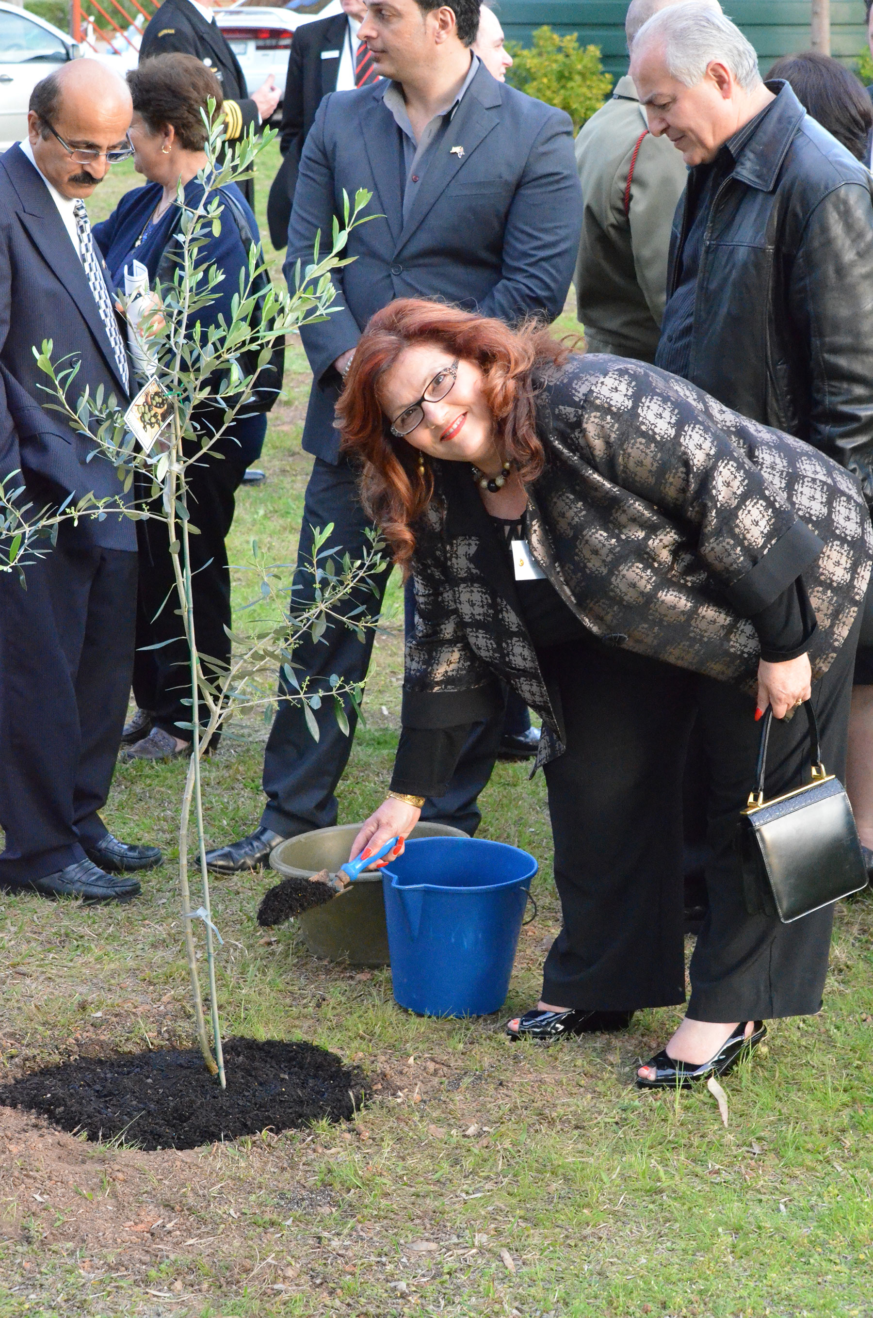 08 Keynote Speaker for the Lamia Barracks Commemoration Dr Maria Hill Planting Olive Tree 16 Sept 2011